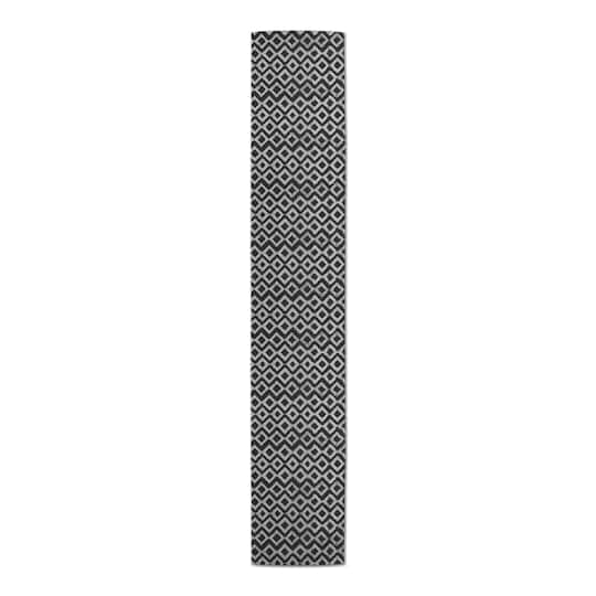 Distressed Diamonds Indoor/Outdoor Table Runner